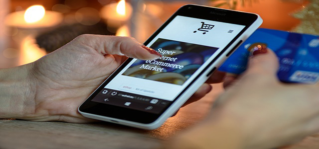 Moroccans Spent about MAD 2 Billion on Online Shopping in 2017