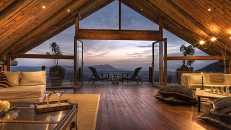 Kenya focuses on luxury tourism