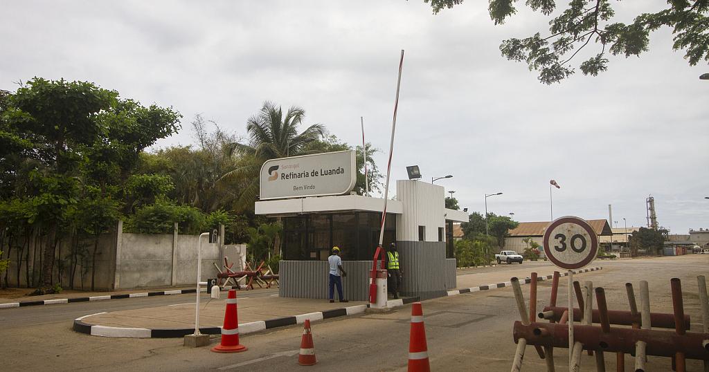 Angola seeks investors for 200,000 bpd Lobito refinery