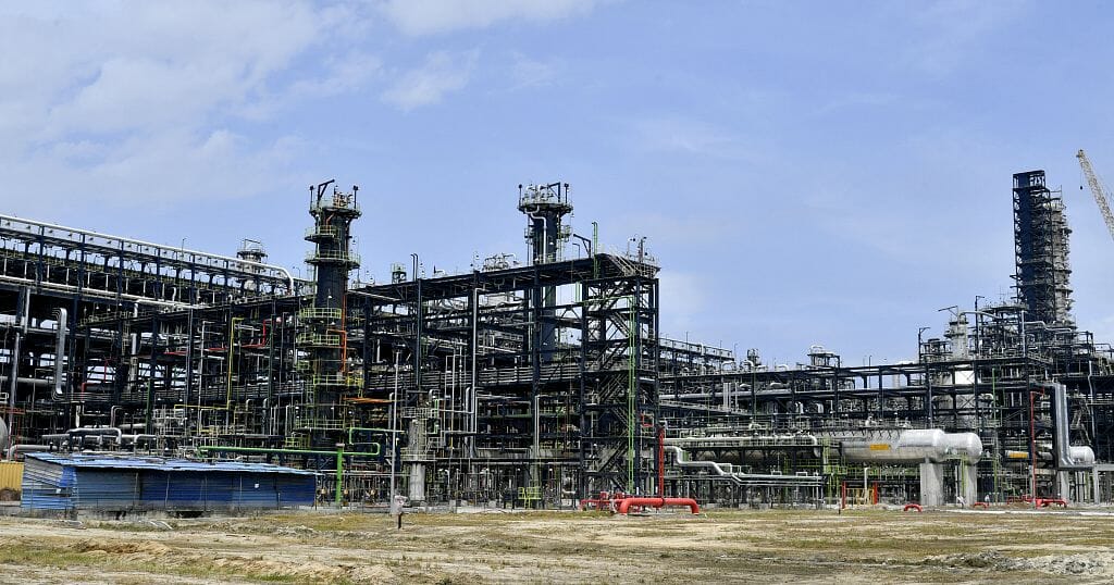 Africa's largest oil refinery commissioned in Lagos Nigeria