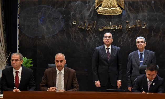 Egypt, China to study establishing 10 GW solar energy project