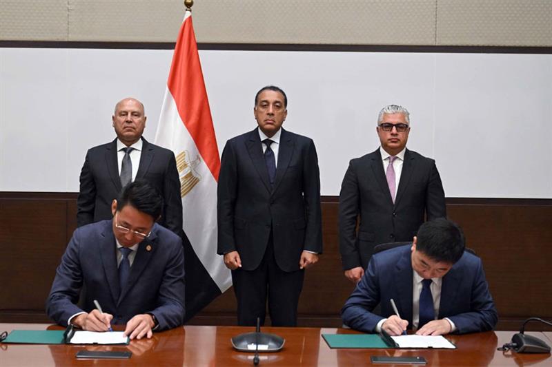 Egypt, Chinese Sailun Group to build $1 bln major tire manufacturing plant in Sokhna